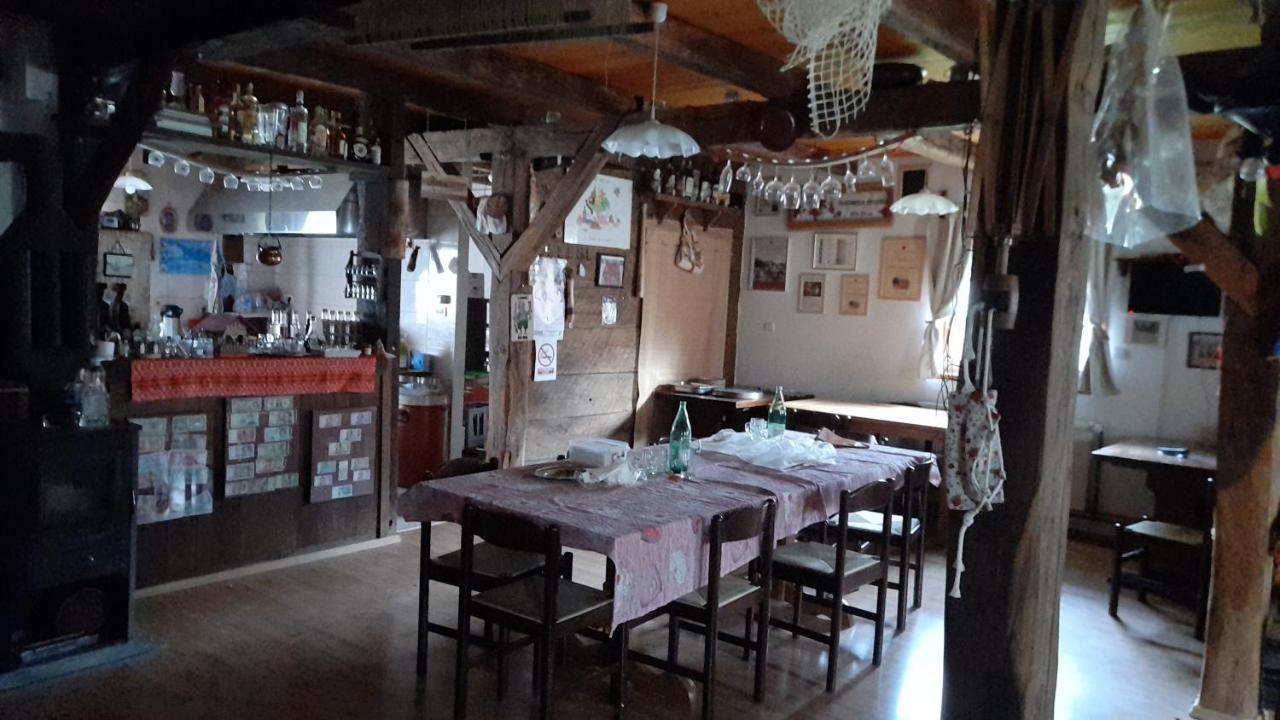 Rooms Ma La Karlovac Exterior photo